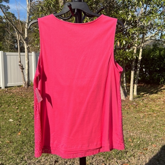 NWT $30 Croft&Barrow frontal lace overlay top - Picture 2 of 12